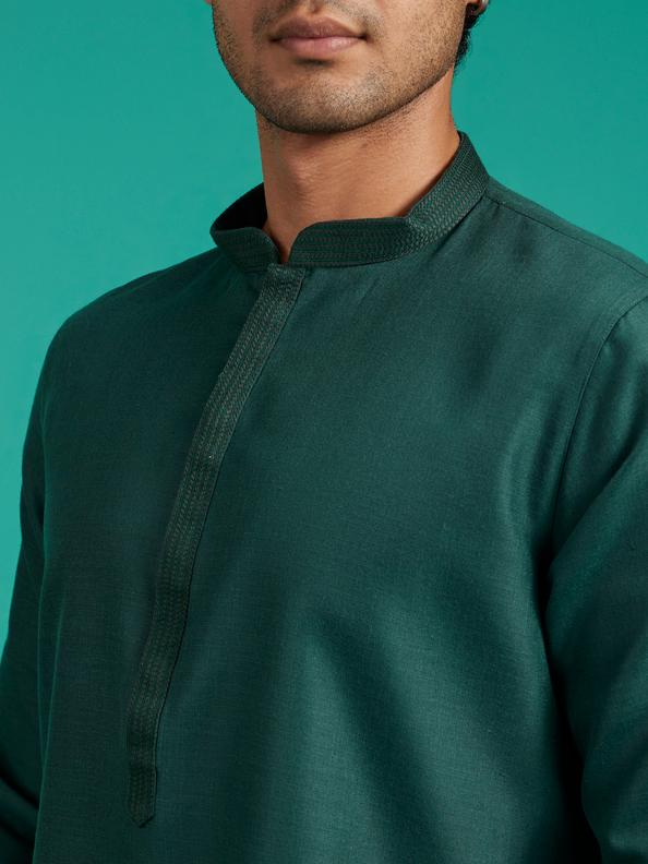 Diwas Men Bottle Green Plain Classic Kurta with Textured Neckline