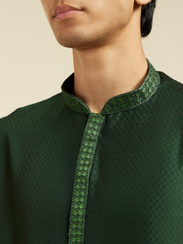 Diwas Men Bottle Green Lattice Patterned Kurta with Embroidered Neckline