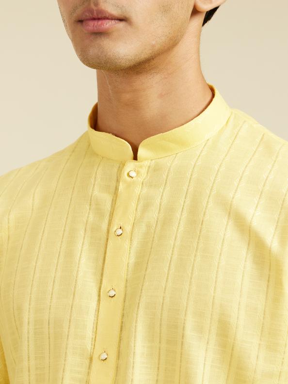 Diwas Men Corn Yellow Linear Patterned Kurta