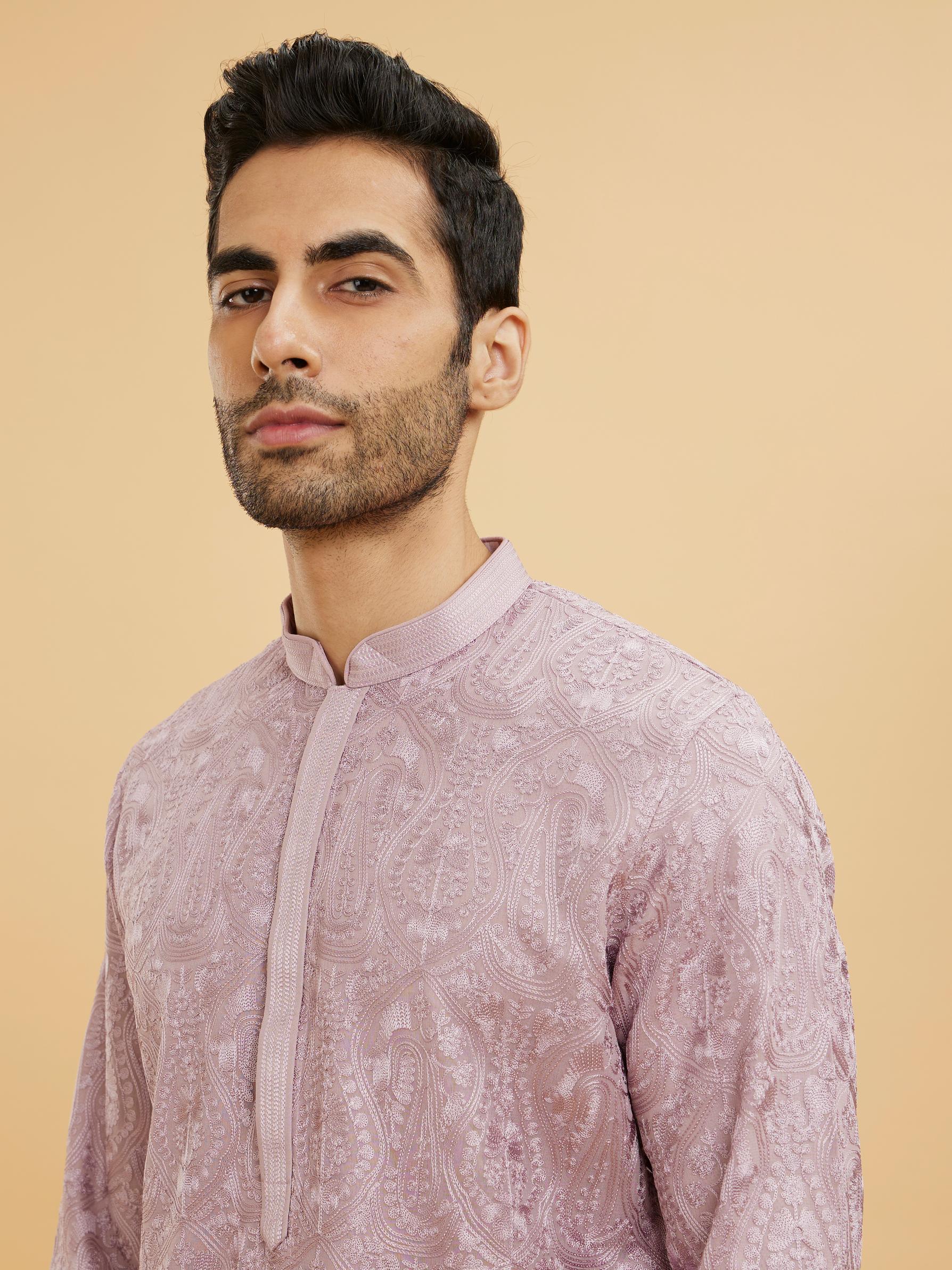 Twamev Men Dazzling Lilac Kurta Pajama