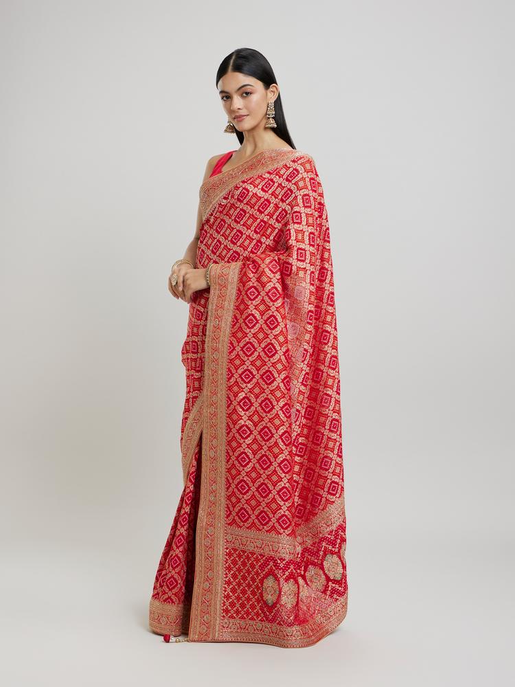 Twamev Women Lustrous Georgette Red Saree