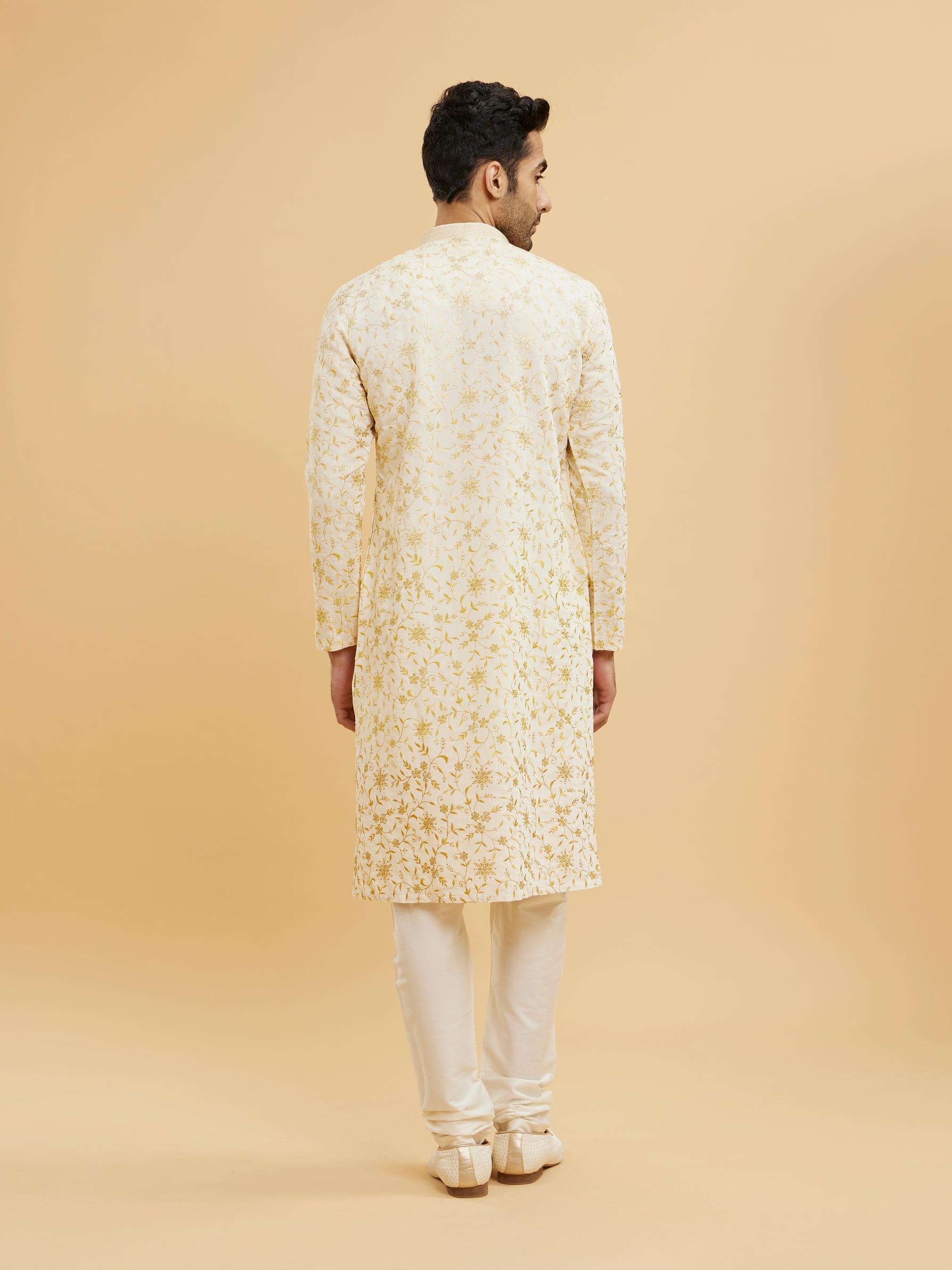 Twamev Men Yellow And Cream Bel Buti Patterned Kurta Set with Rhinestones