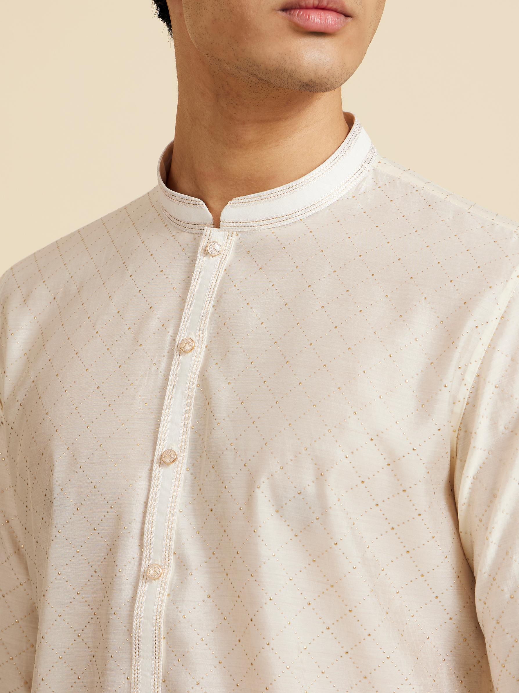 Diwas Men Cream White Grid Patterned Kurta