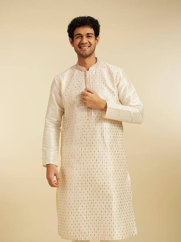 Diwas Men Warm White Linear Patterned Kurta with Sequin Work