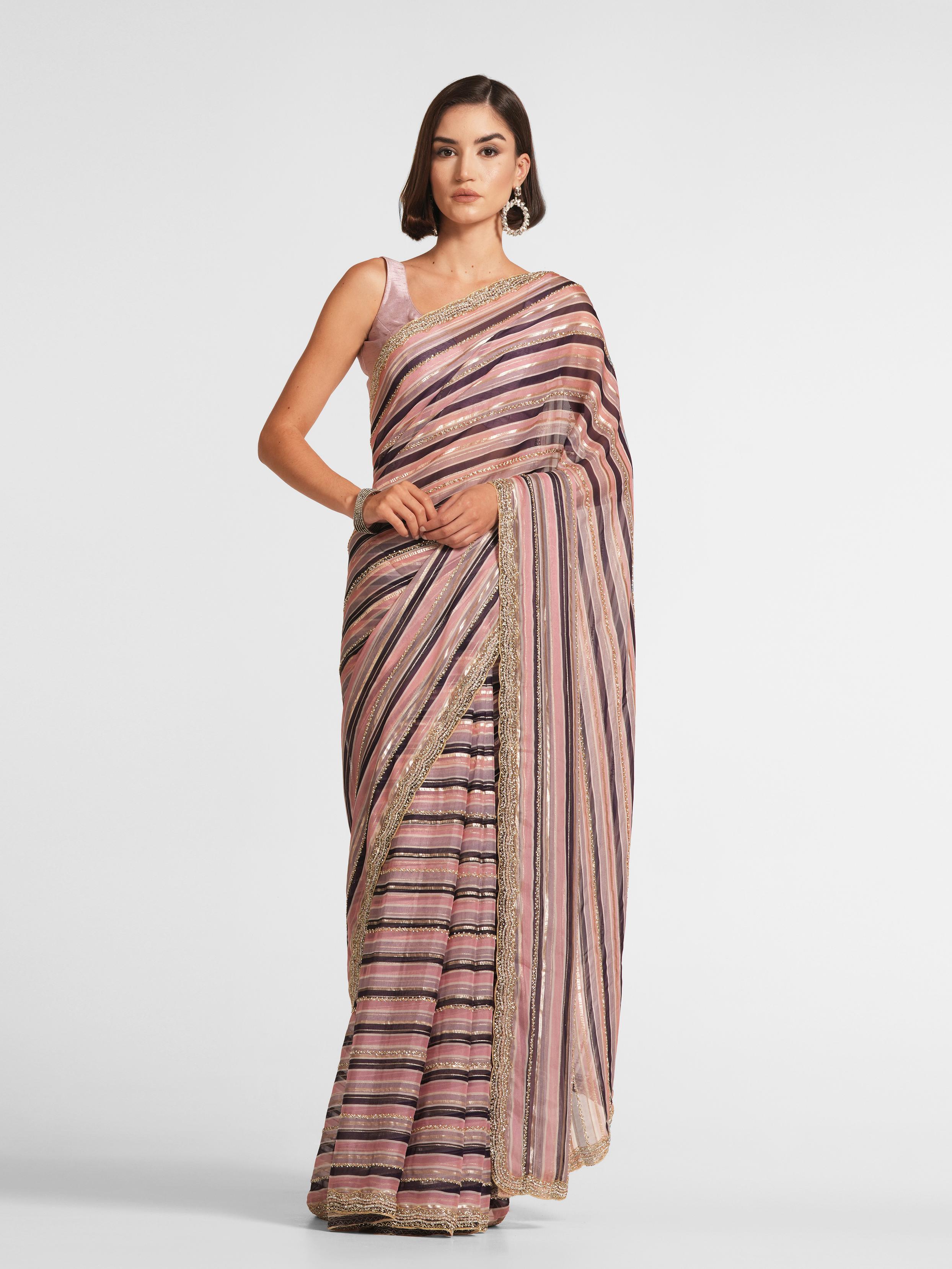 Twamev Women Lavish Purple Organza Saree