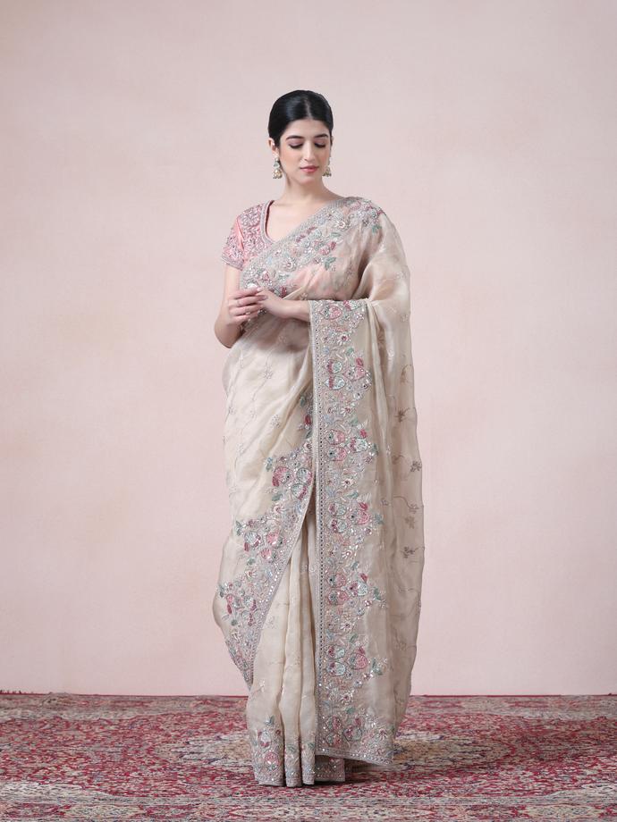 Twamev Women Graceful Fawn Floral Saree