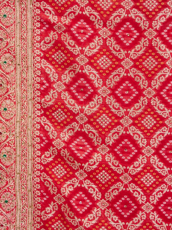 Twamev Women Lustrous Georgette Red Saree