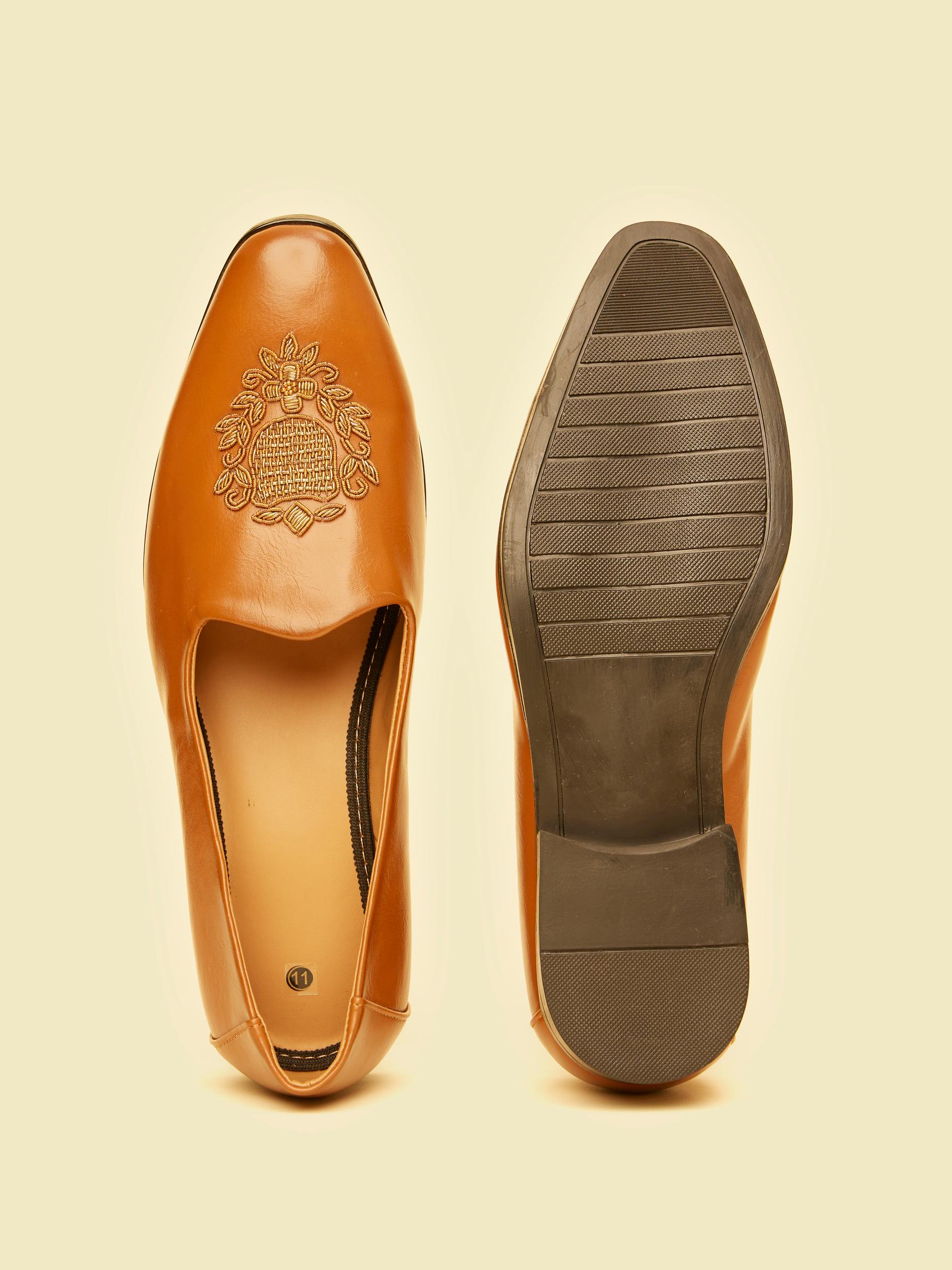 Twamev Men Tan Brown Diamond Patterned Loafer Style Shoes