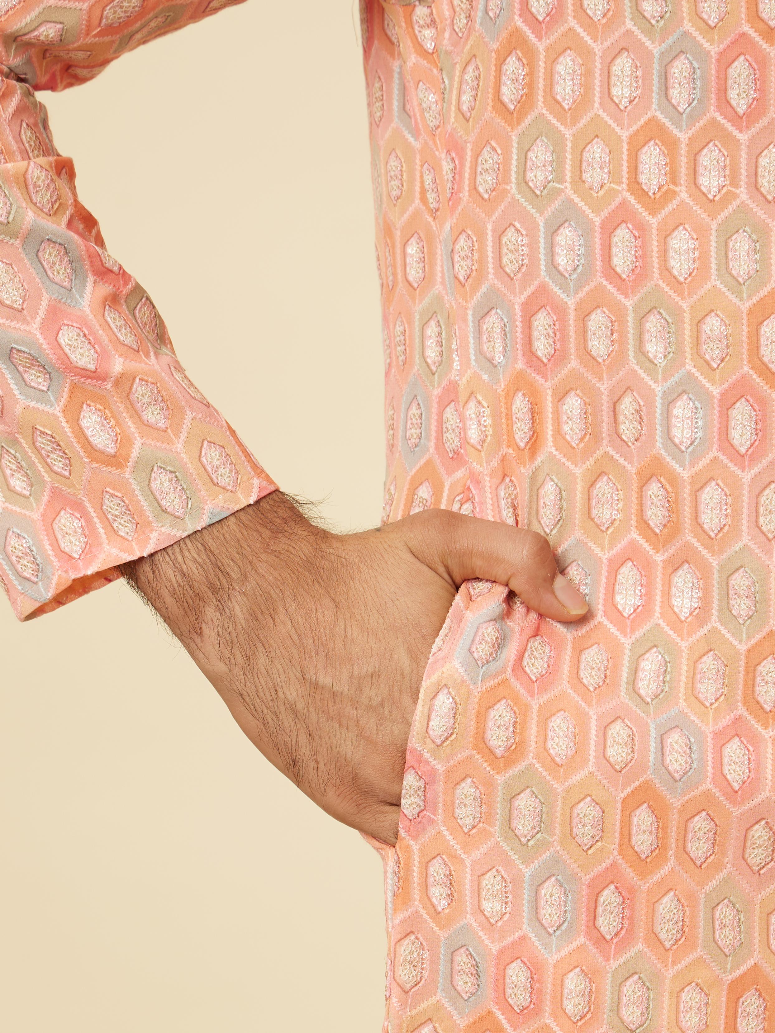 Twamev Men Peach Hexagonal Patterned Kurta Set