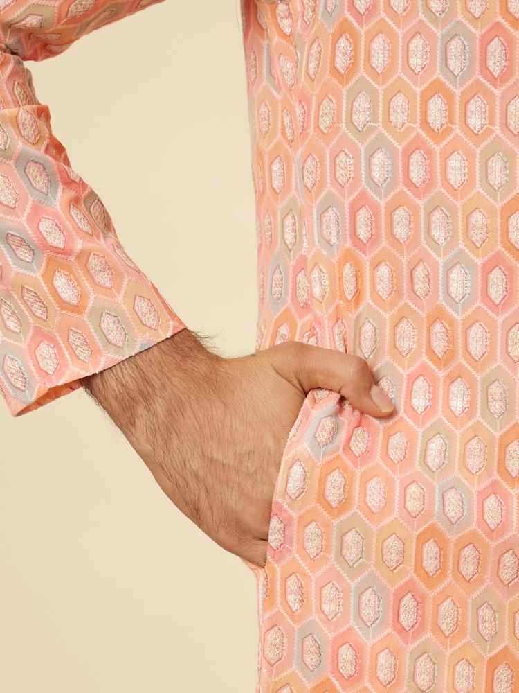 Twamev Men Peach Hexagonal Patterned Kurta Set