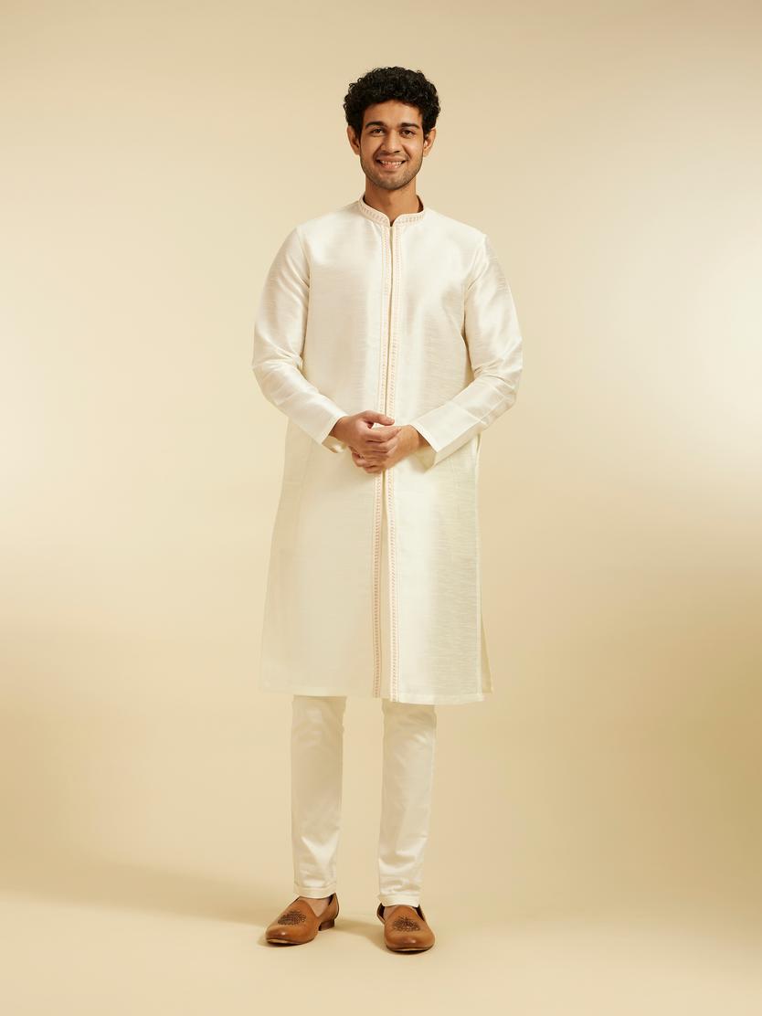 Diwas Men Warm White Plain Classic Kurta with Embroidered Placket