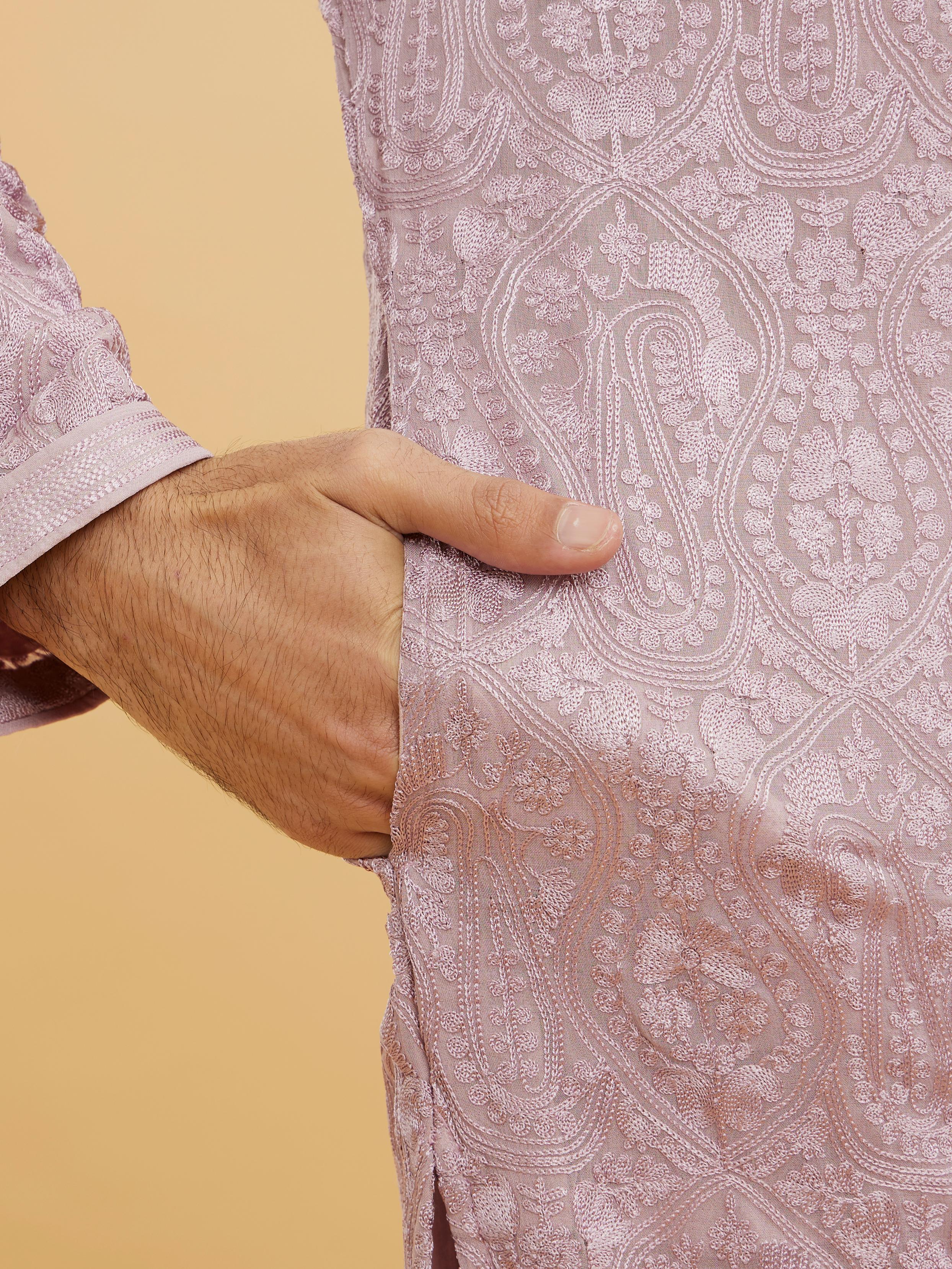 Twamev Men Dazzling Lilac Kurta Pajama