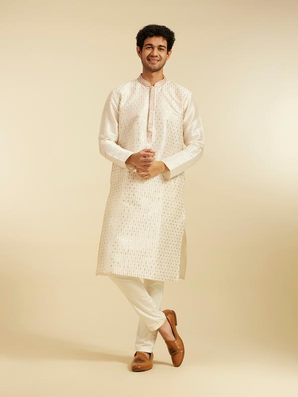 Diwas Men Warm White Linear Patterned Kurta with Sequin Work