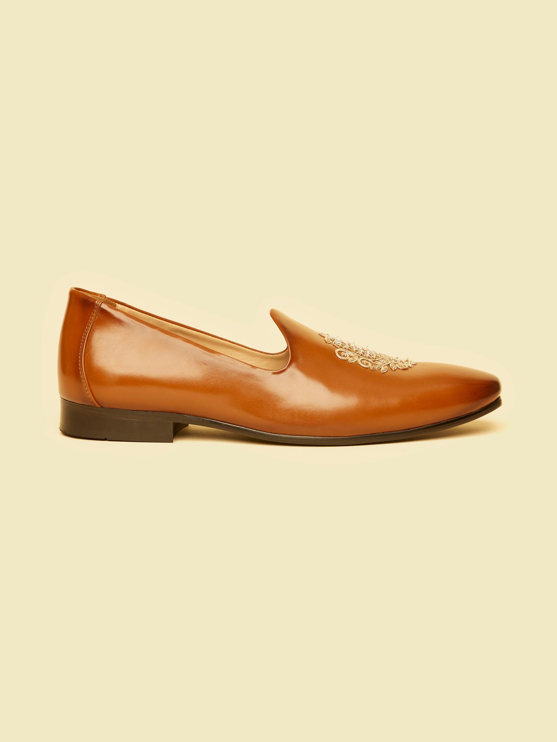 Twamev Men Classic Brown Juti