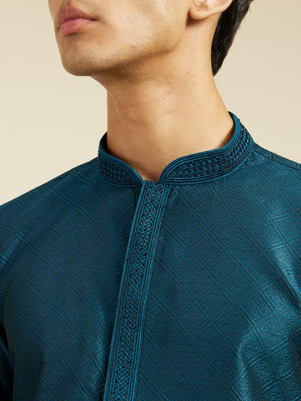 Diwas Men Teal Blue Grid Patterned Kurta with Embroidered Neckline
