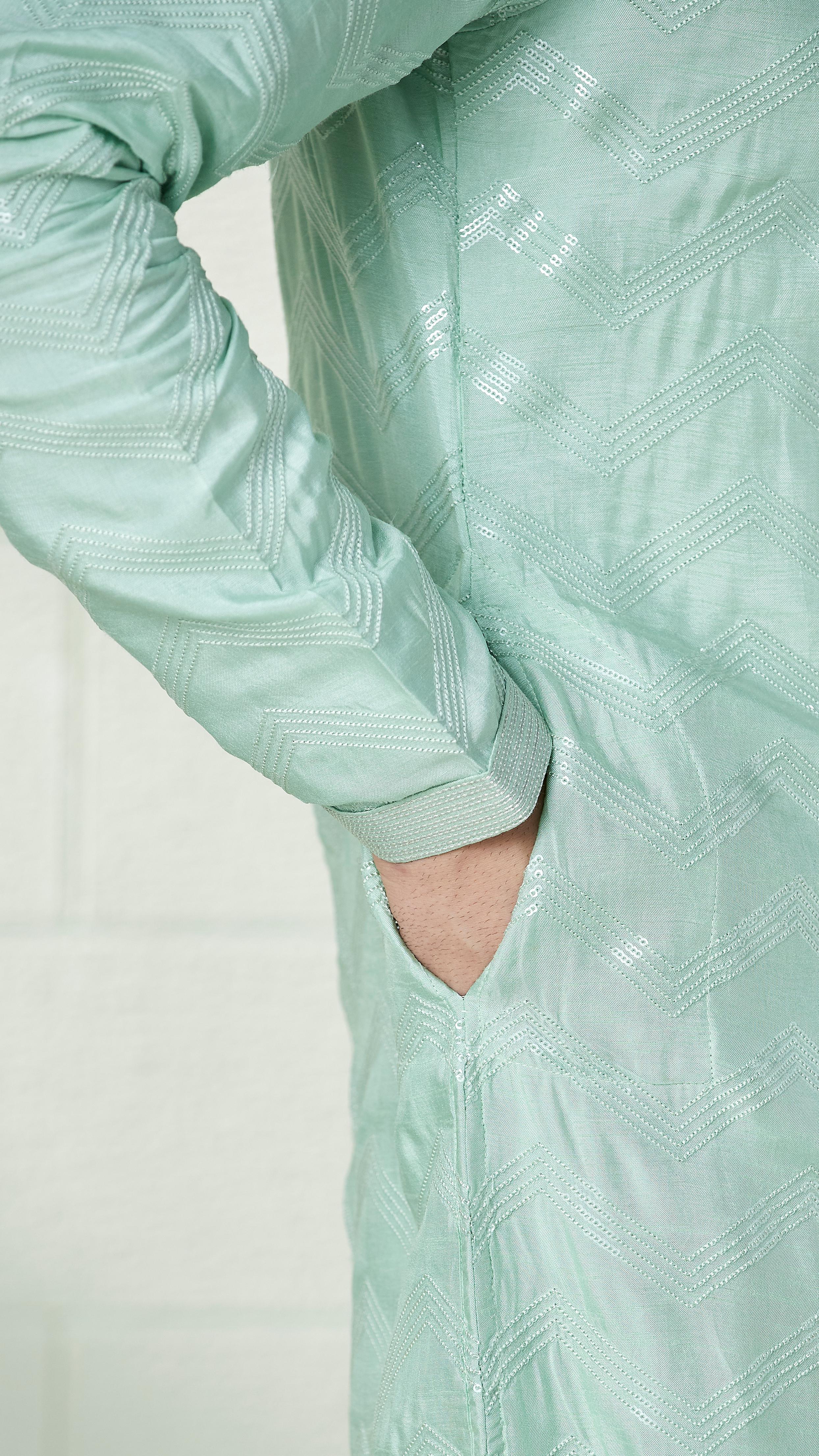 Twamev Men Seafoam Green Chevron Patterned Kurta Set