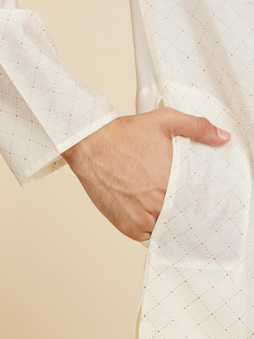 Diwas Men Cream White Grid Patterned Kurta