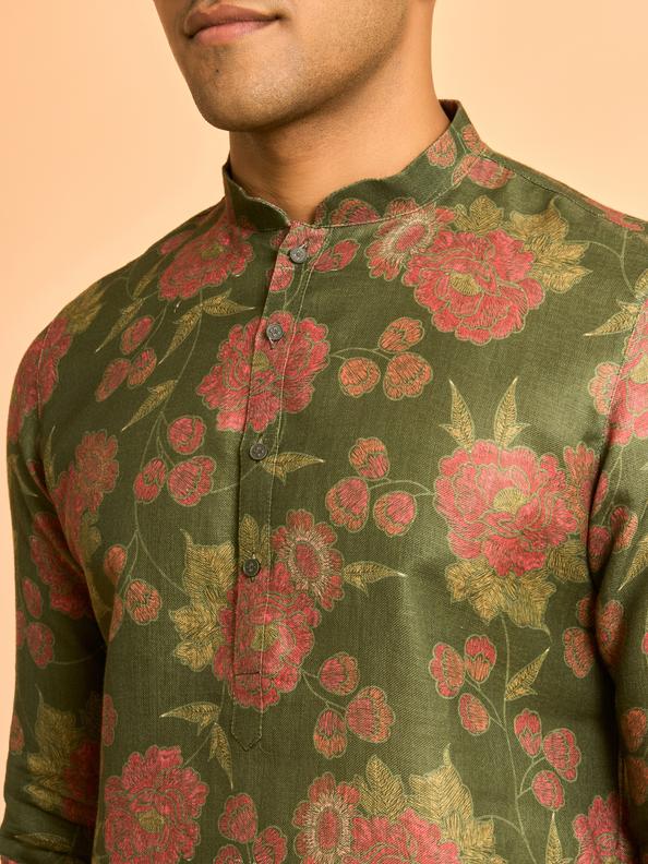 Diwas Men Dashing Dark Green Kurta