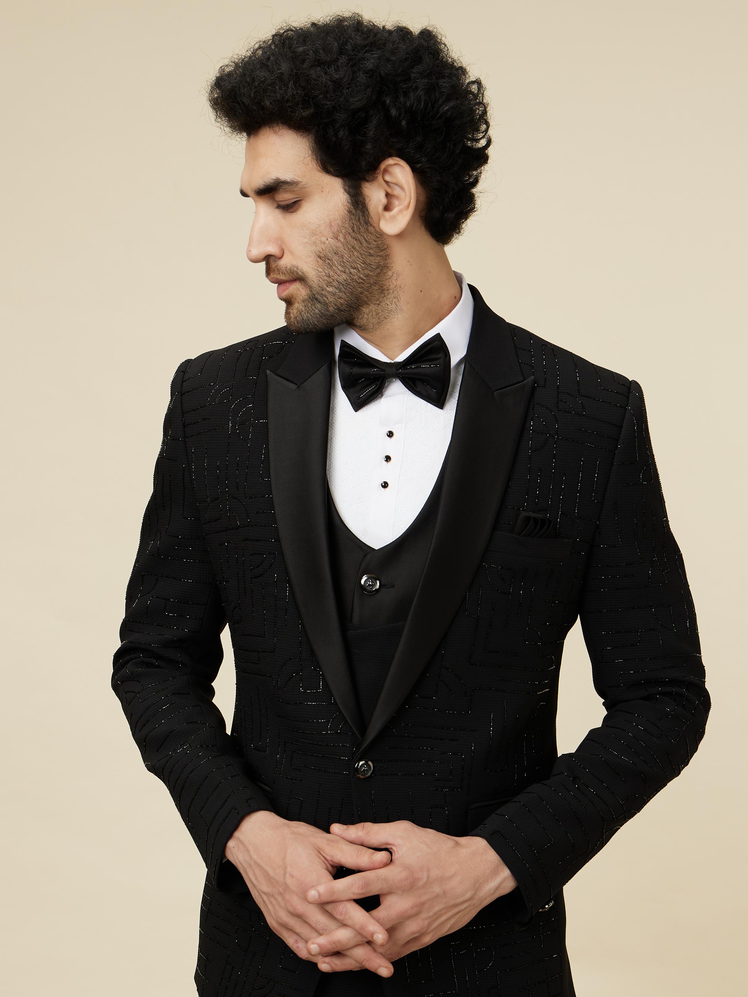 Twamev Men Black Charisma Suit Set