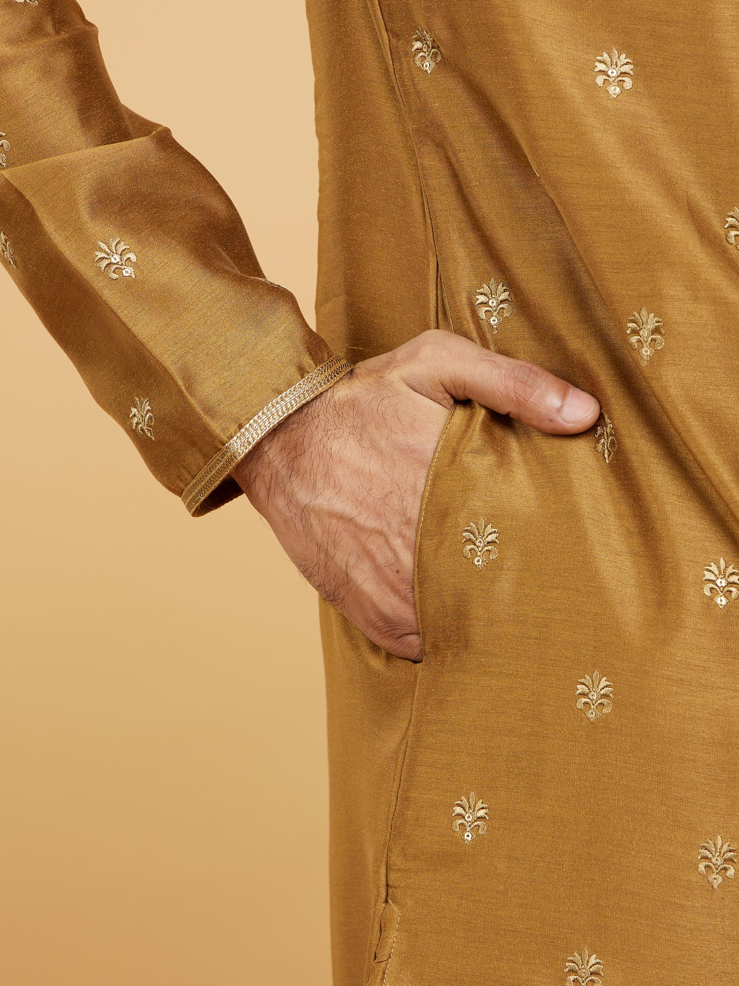 Twamev Men Emerald Elegance Kurta Pajama