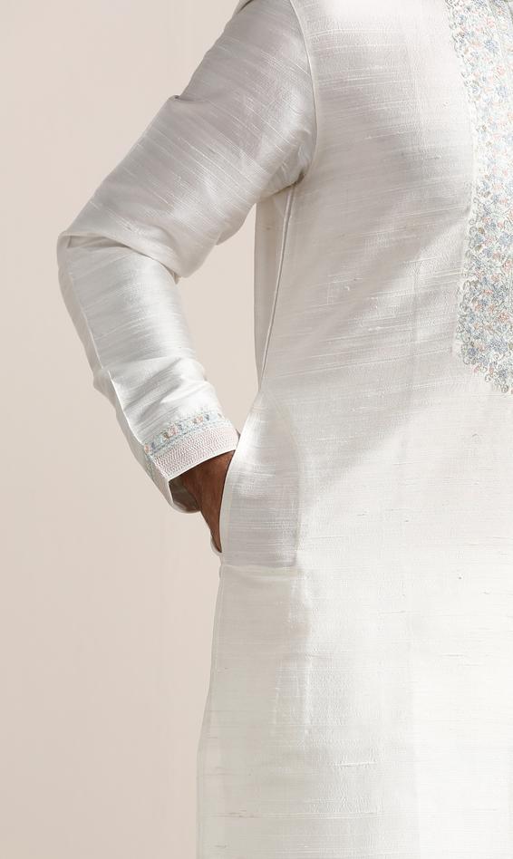 Twamev Men Pure White Embroidered Neck Kurta Set