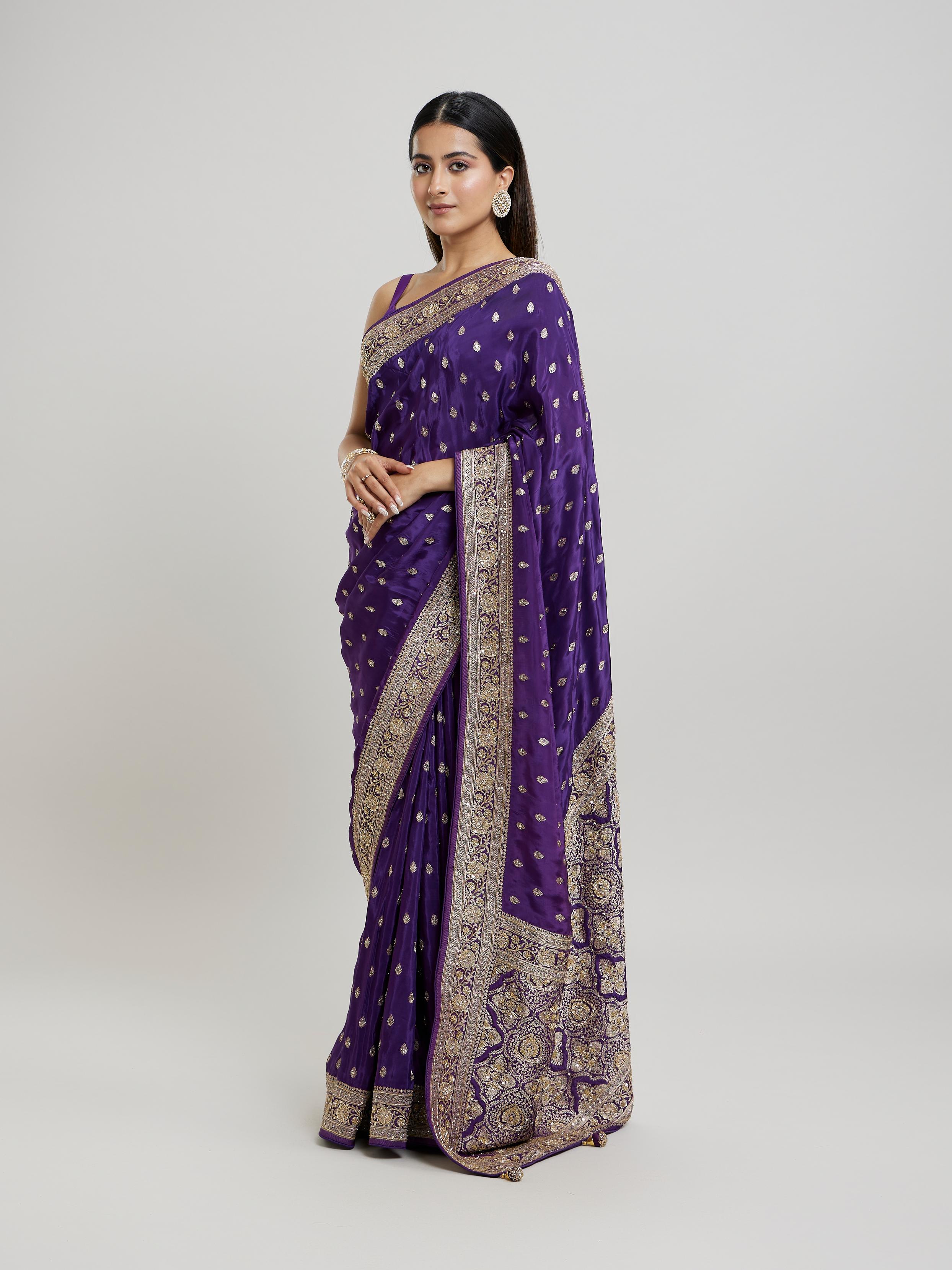 Twamev Women Lustrous Wine Saree