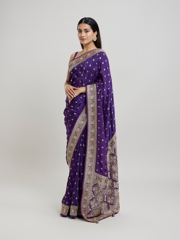 Twamev Women Lustrous Wine Saree