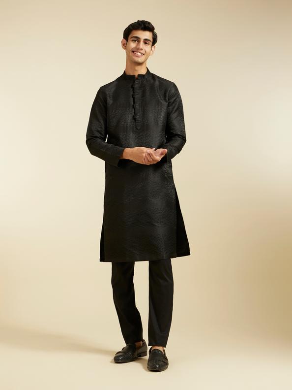 Diwas Men Ebony Black Triangular Self Patterned Kurta