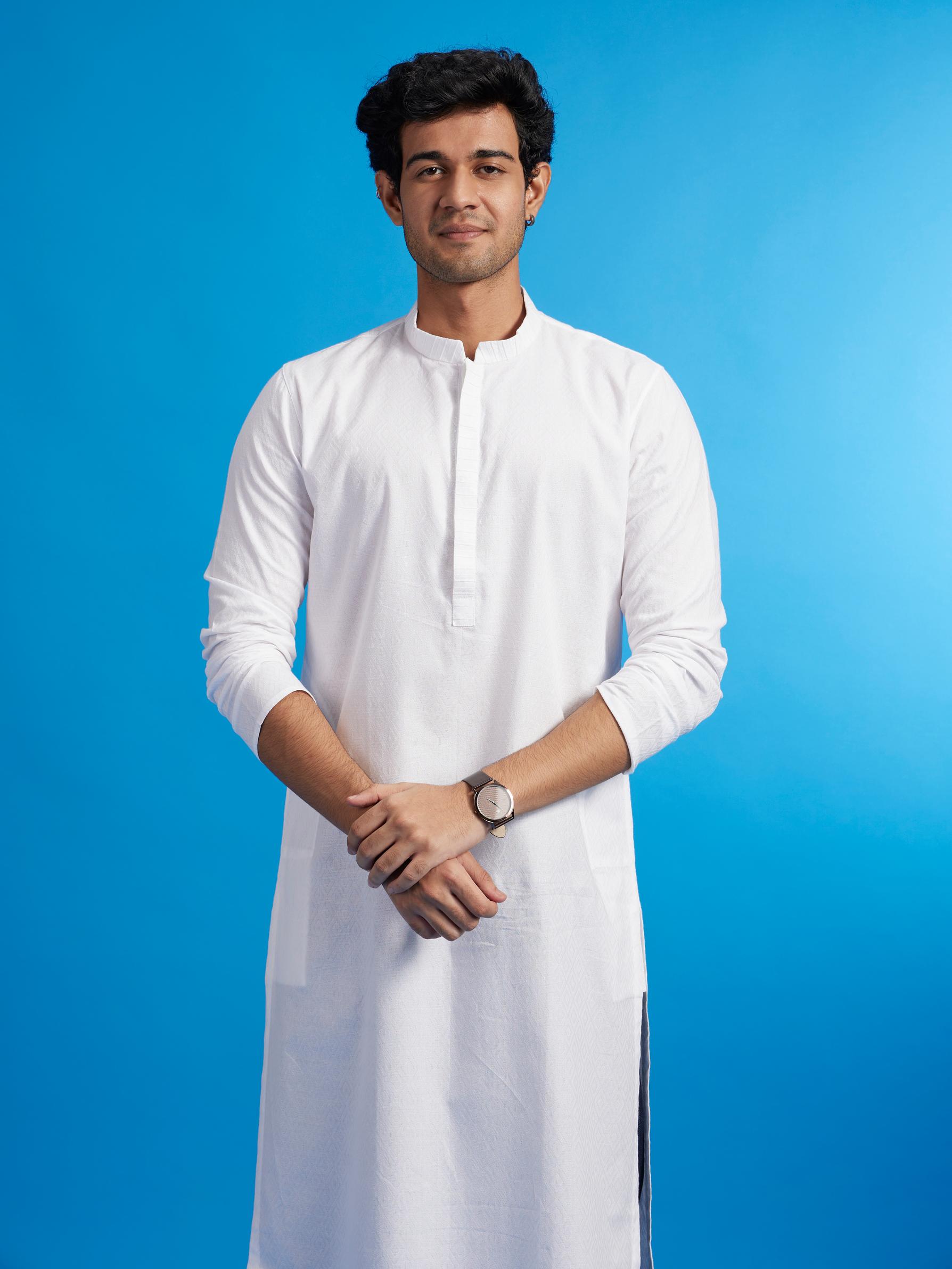 Diwas Men Warm White Plain Classic Kurta