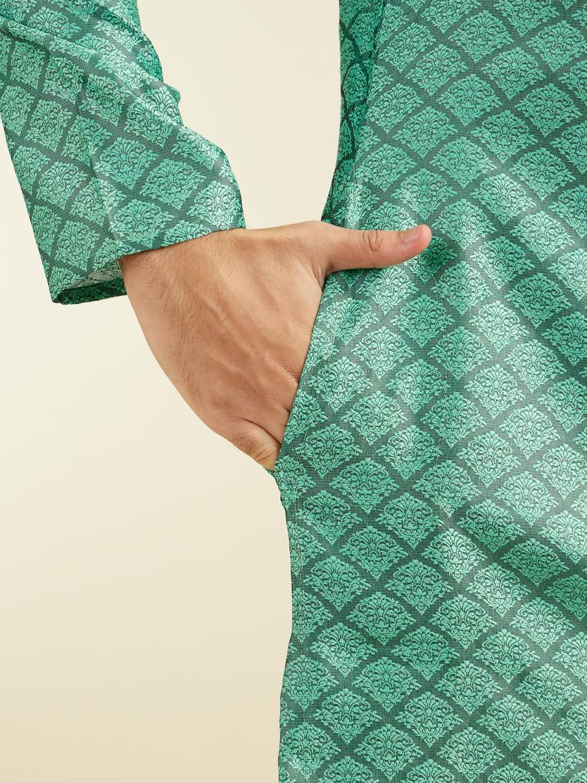 Diwas Men Soft Green Jaal Patterned Kurta