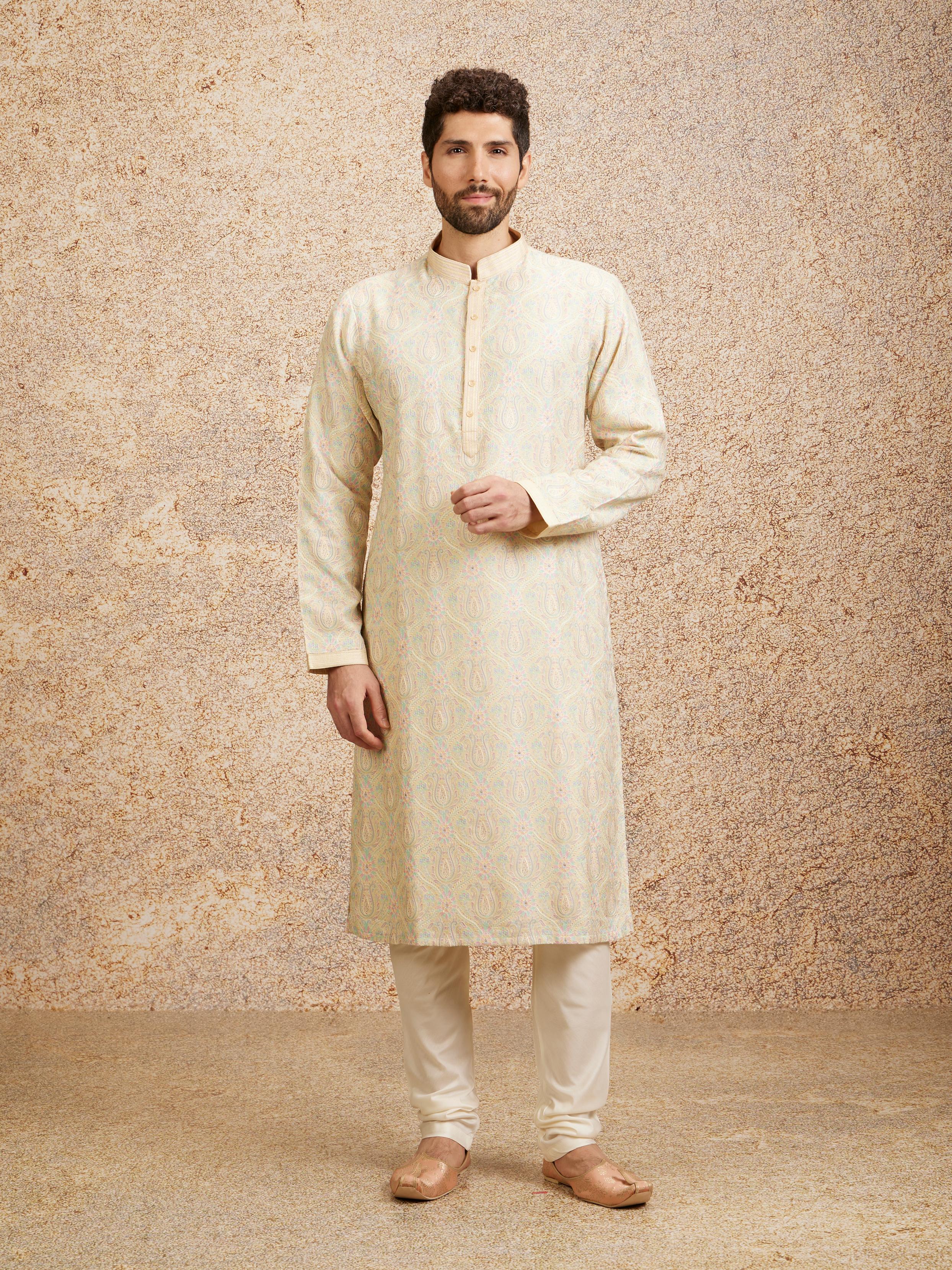 Twamev Men Peach Zari Embroidered Kurta Pajama