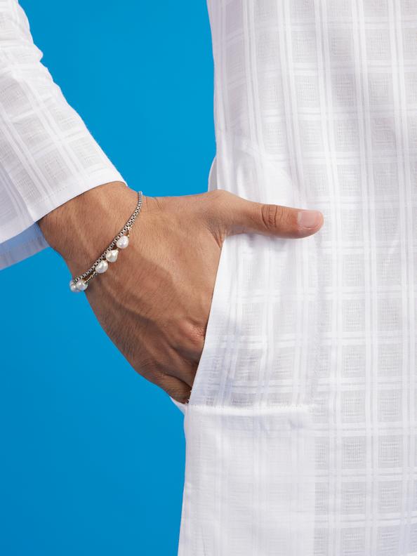 Diwas Men Majestic White Kurta