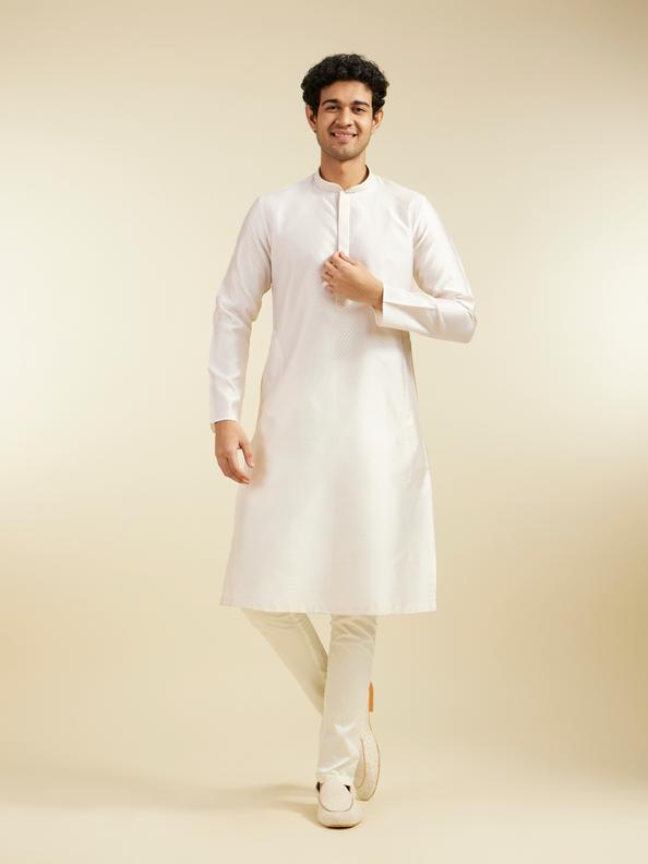 Diwas Men Cream White Lattice Patterned Kurta with Sequin Work