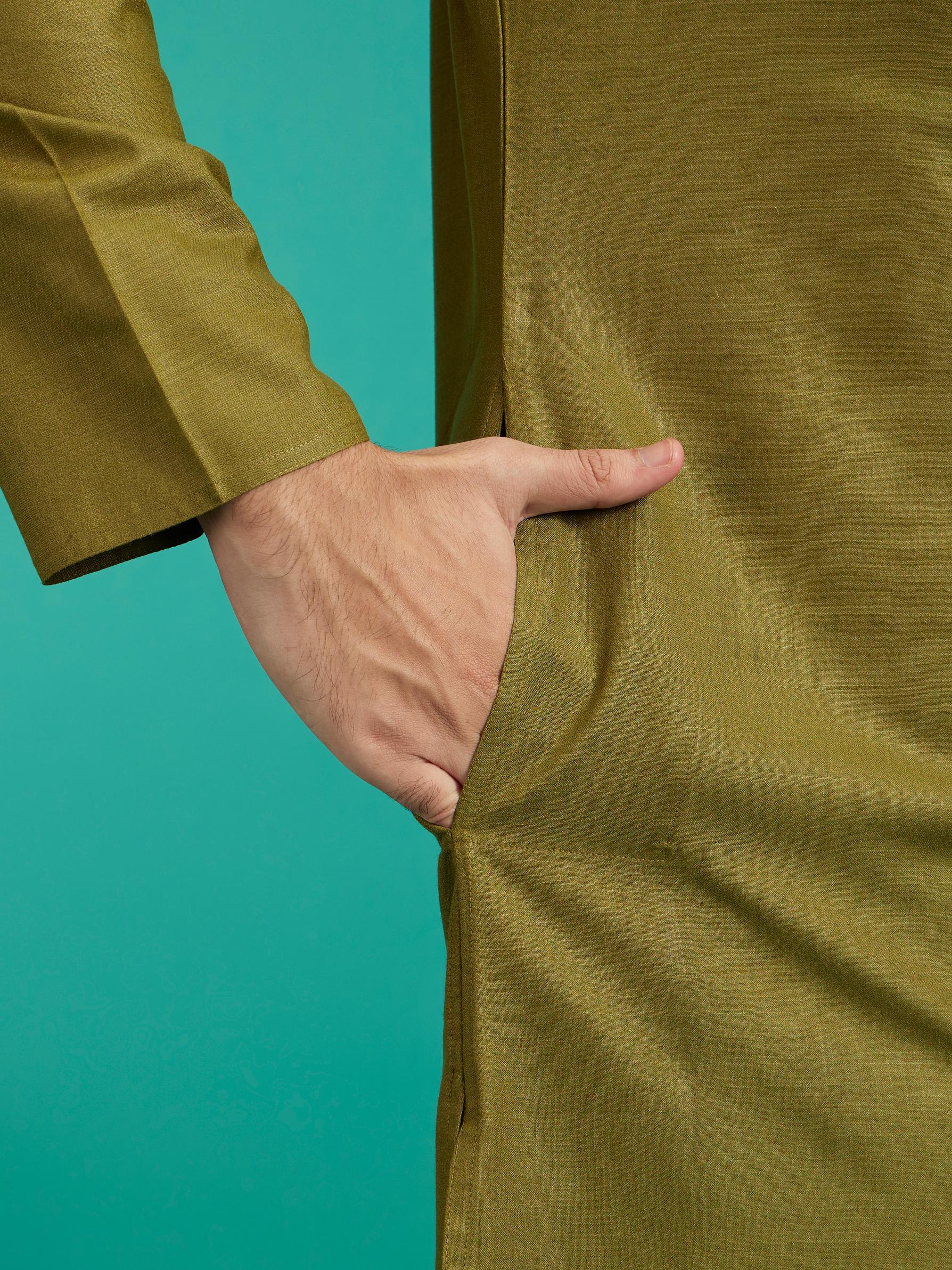 Diwas Men Olive Green Plain Classic Kurta with Embroidered Neckline