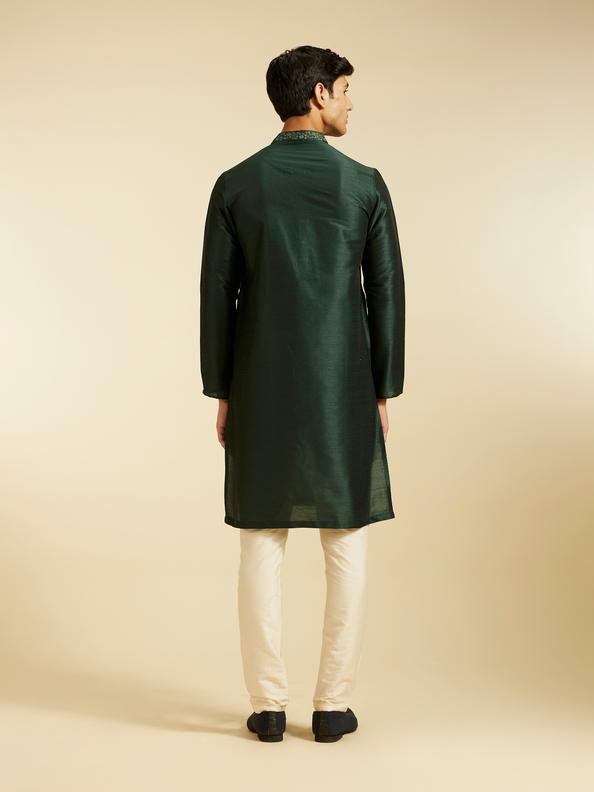 Diwas Men Bottle Green Plain Kurta with Embroidered Neckline