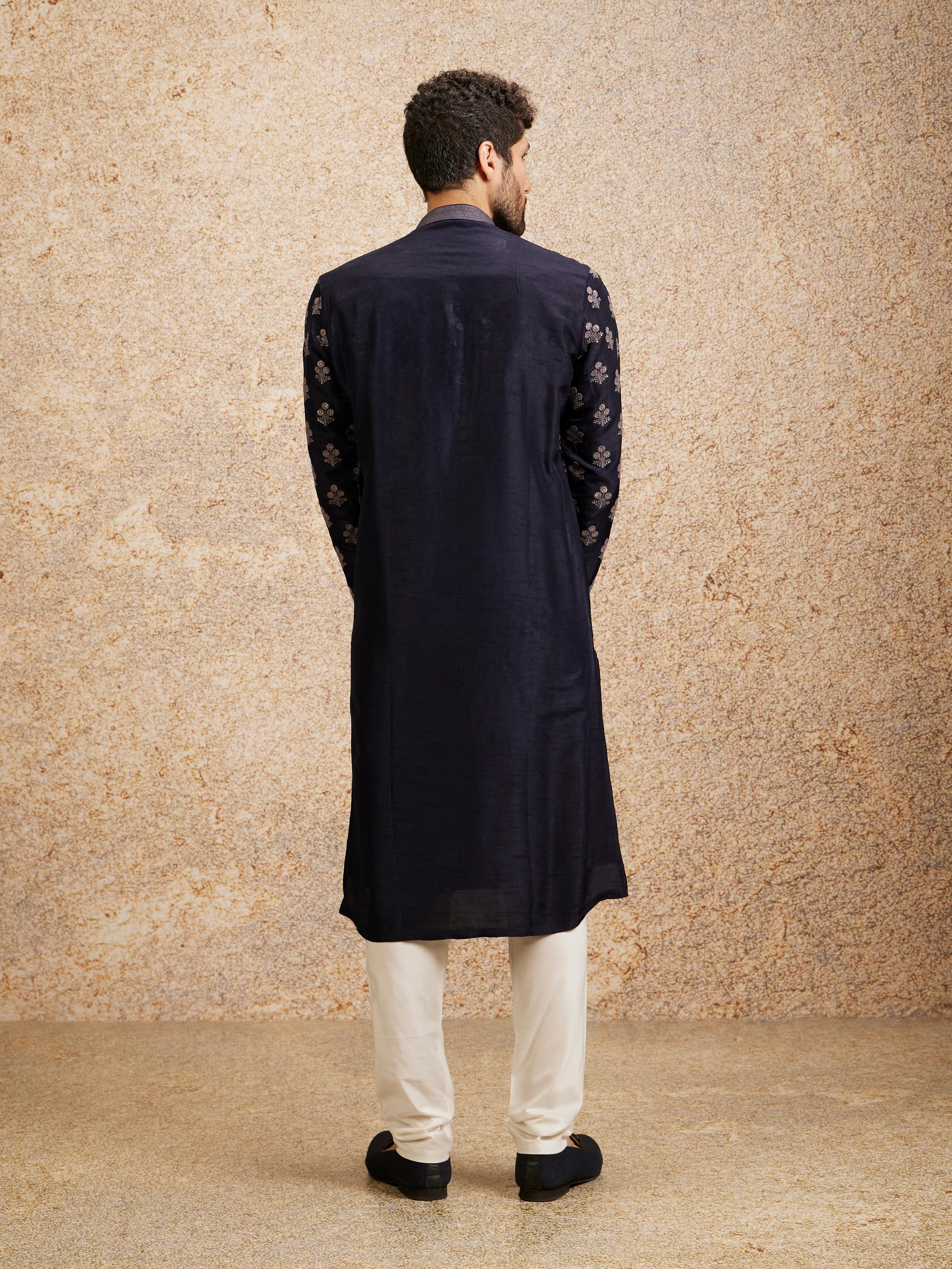 Twamev Men Navy Blue Floral Motif Kurta Set