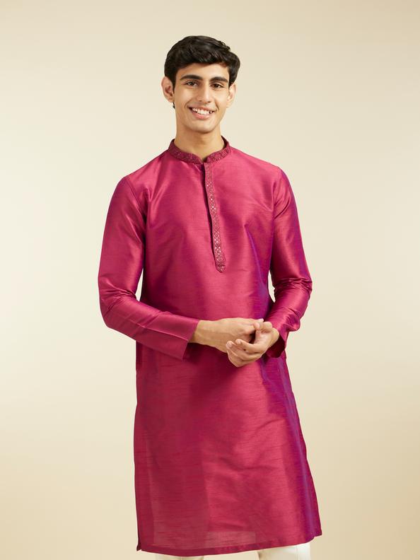 Diwas Men Rani Pink Plain Kurta With Sequinned Neckline