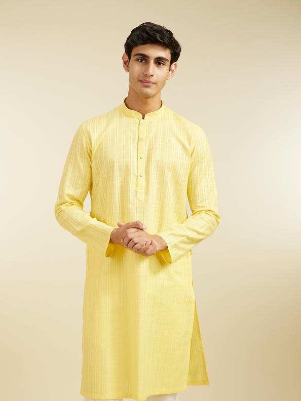 Diwas Men Corn Yellow Linear Patterned Kurta