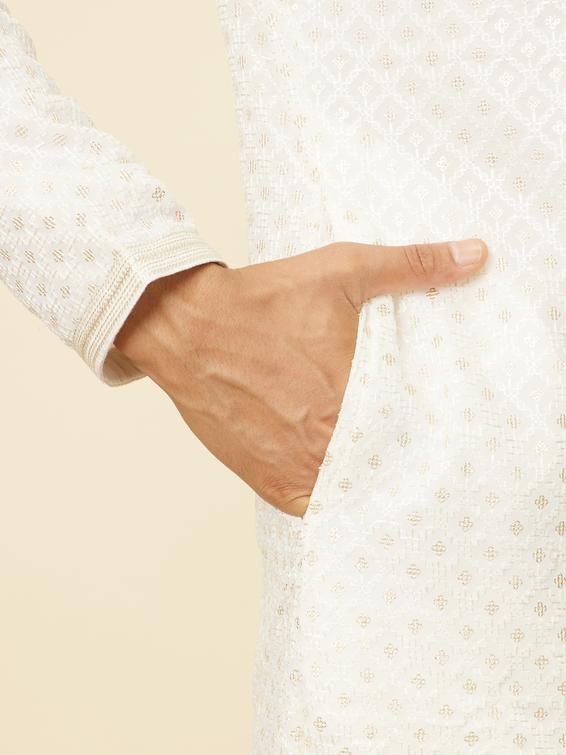 Twamev Men Cream Pink Embroidered Kurta Set