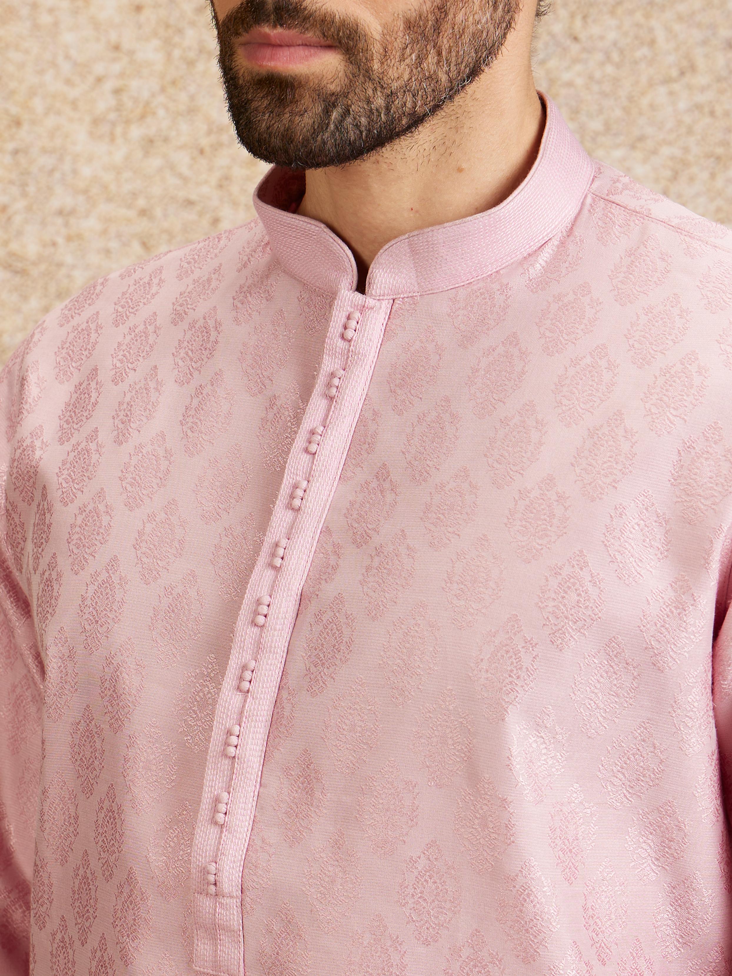 Twamev Men Lavender Pink Self Patterned Kurta Set