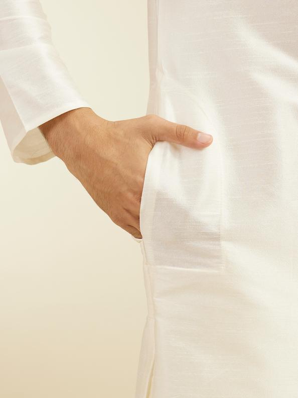 Diwas Men Warm White Plain Classic Kurta