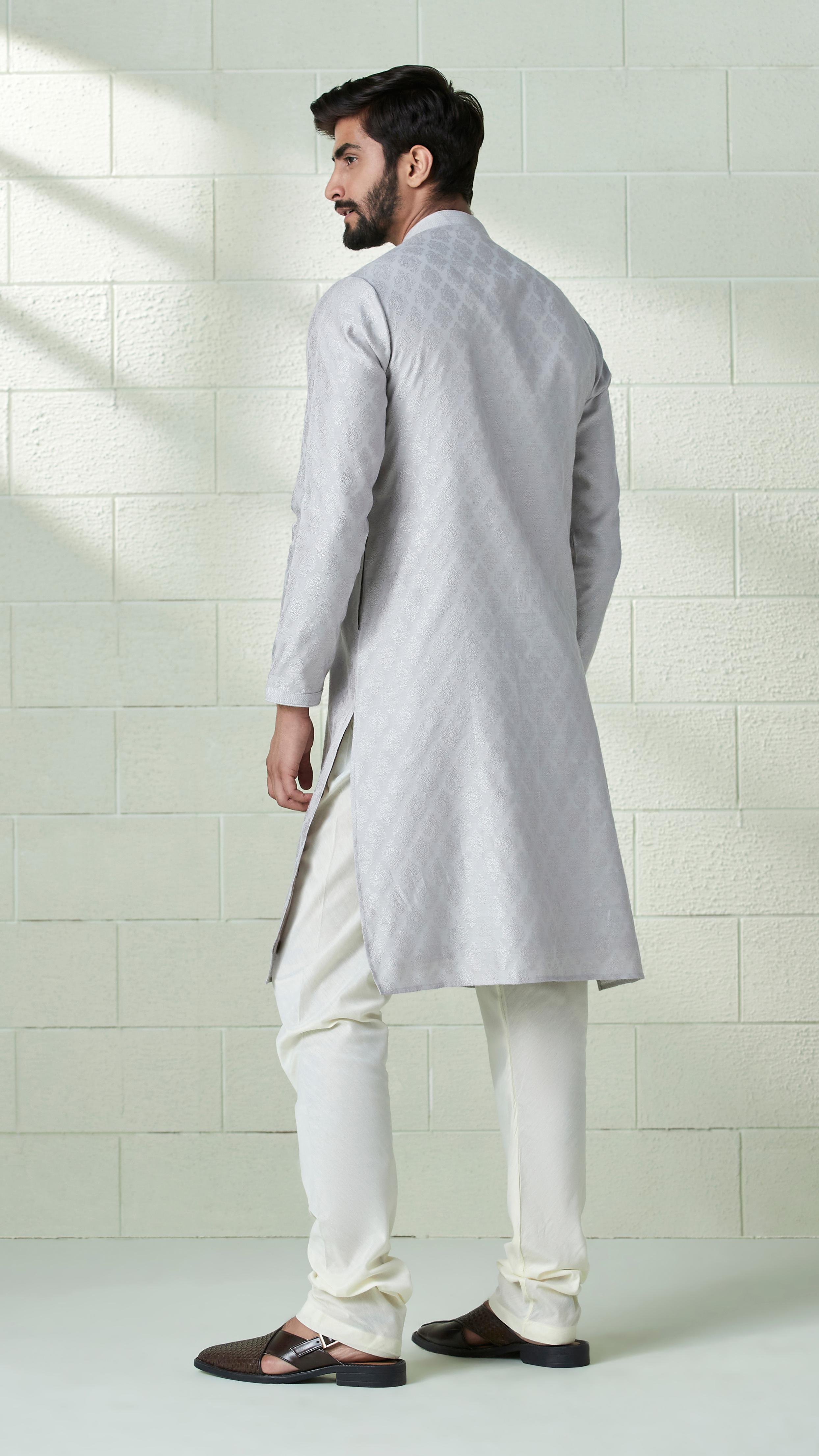 Twamev Men Cloud Silver Grey Self Pattern Kurta Set
