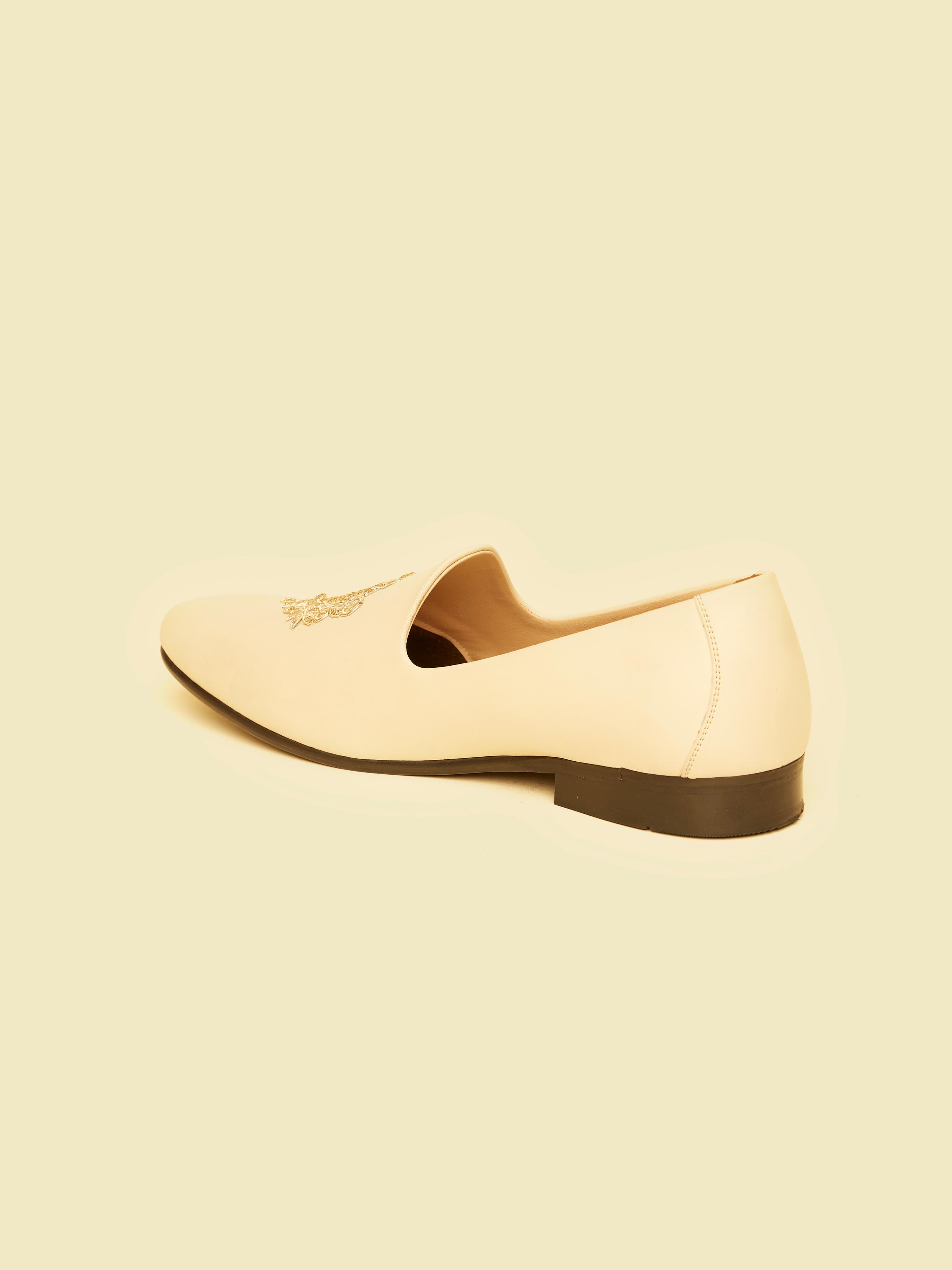 Twamev Men Elegant Beige Juti