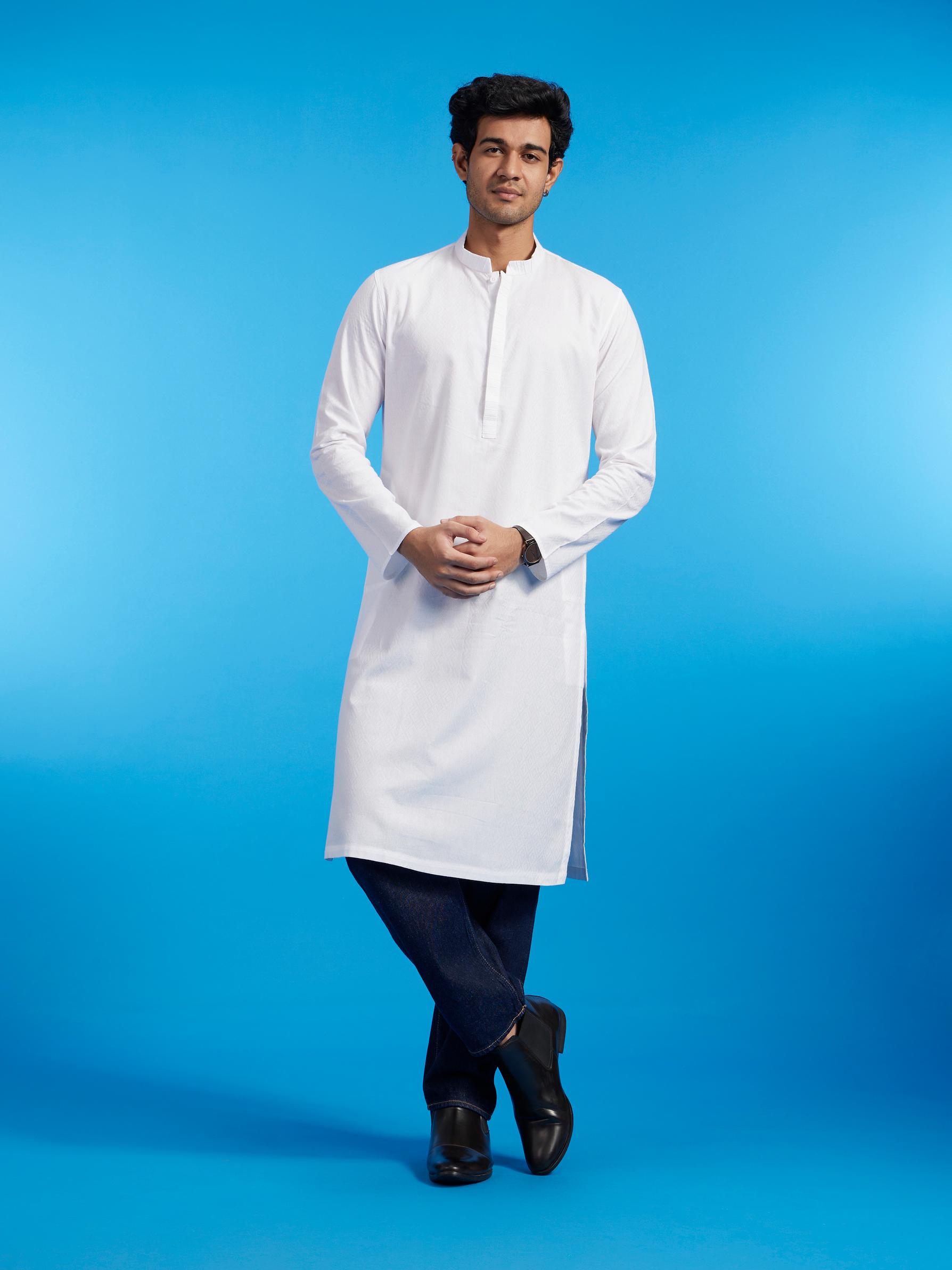 Diwas Men Warm White Plain Classic Kurta