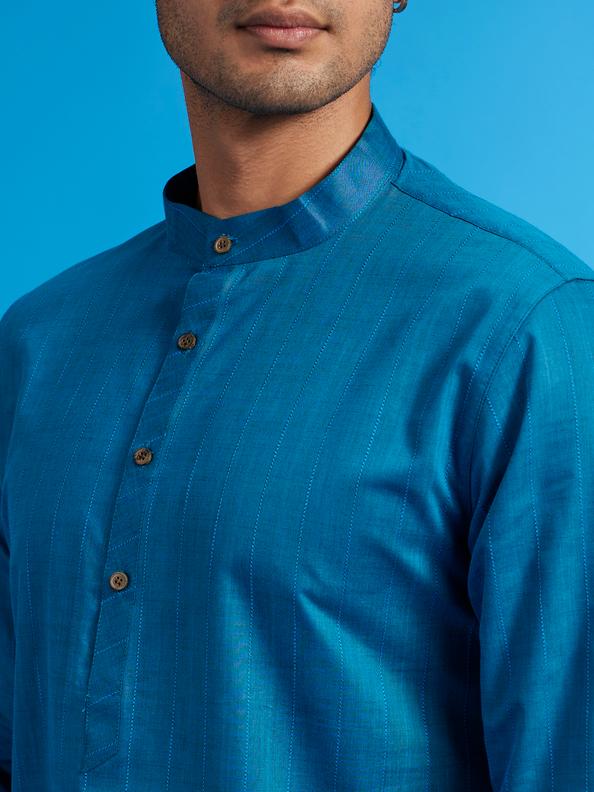 Diwas Men Teal Blue Linear Self Striped Kurta