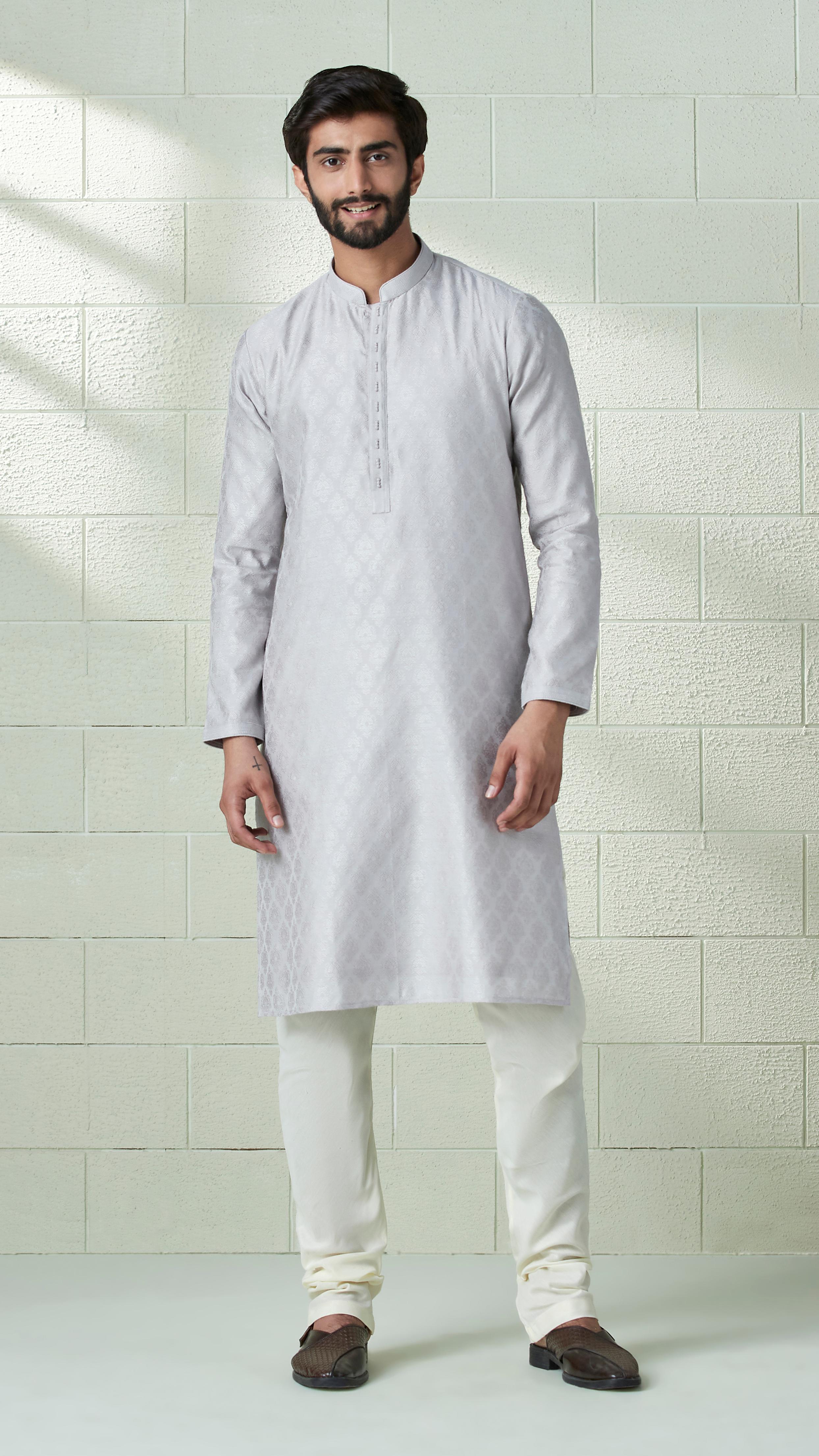 Twamev Men Cloud Silver Grey Self Pattern Kurta Set