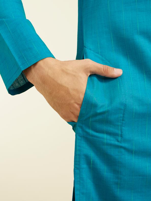 Diwas Men Turquoise Blue Linear Self Striped Kurta