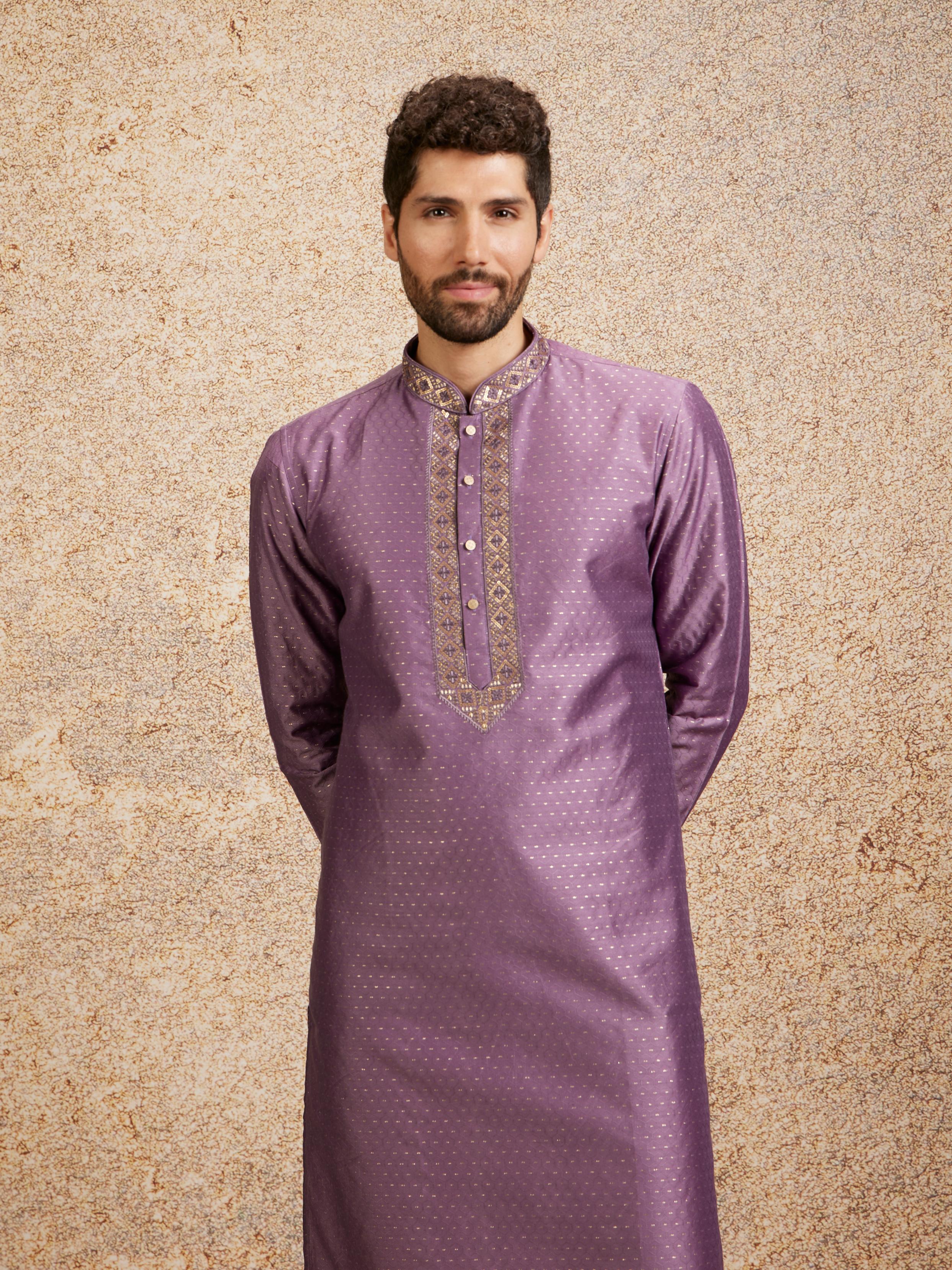 Twamev Men Lilac Embroidered Kurta Pajama