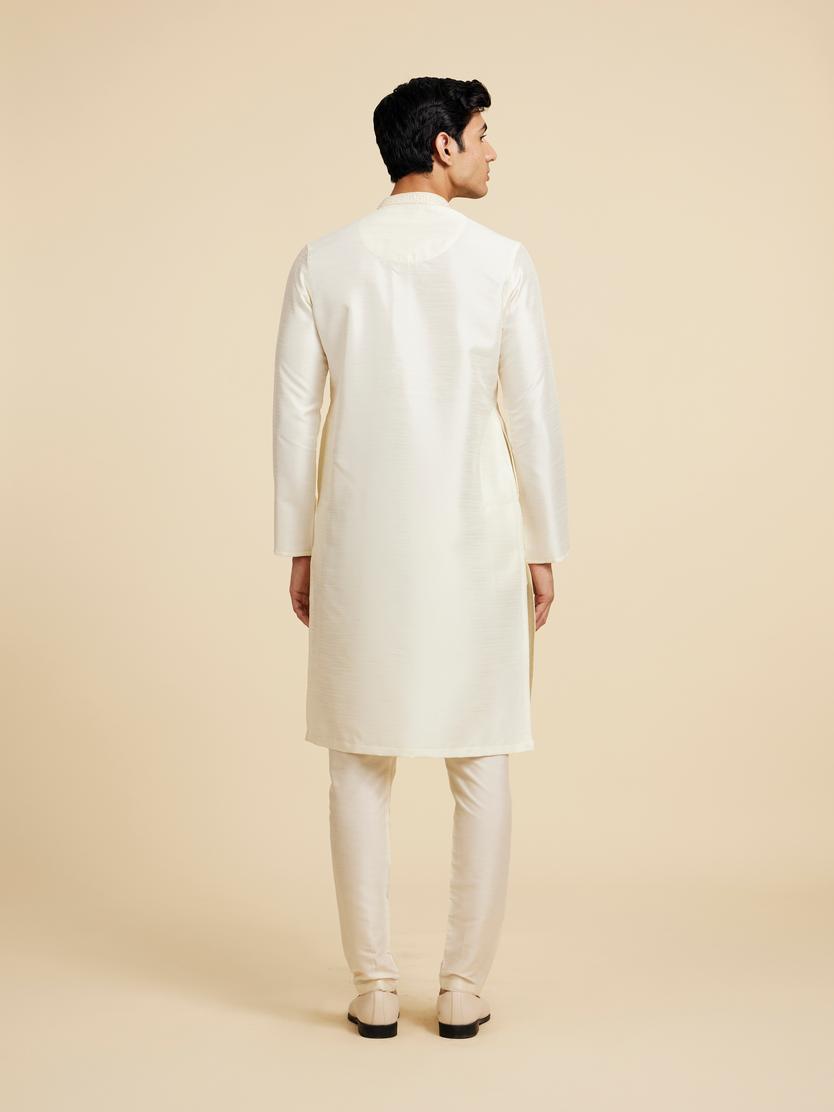 Diwas Men Cream White Plain Kurta with Rhinestone Embellished Neckline
