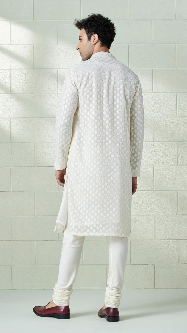 Twamev Men Powder White Chikankari Embroidered Kurta Set